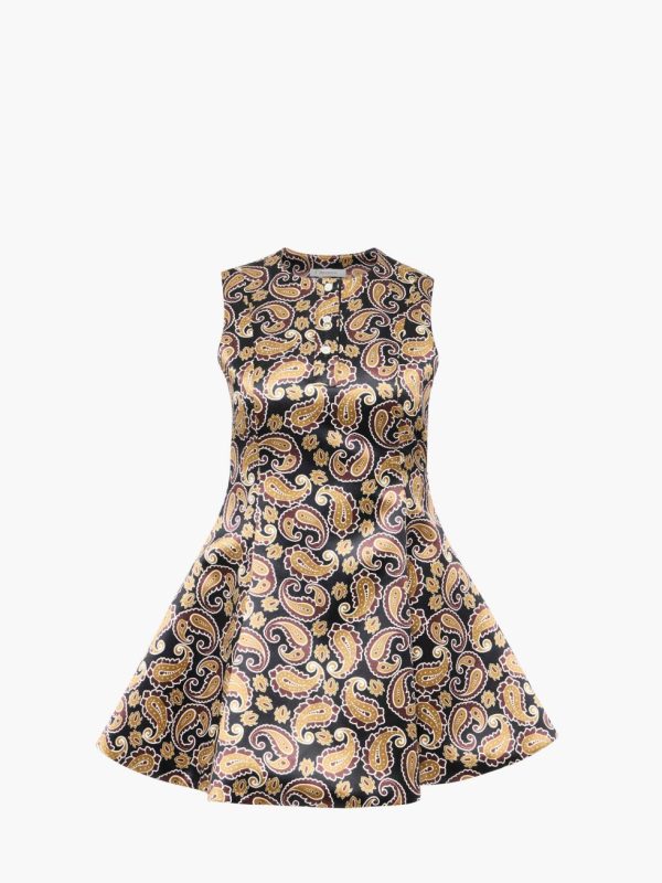 Theoutfitco.shop3b61fdb807 1