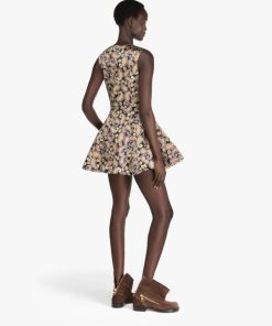 Theoutfitco.shop7b4b900c02 5