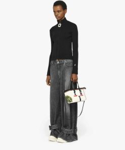 Theoutfitco.shopae569cf932 4